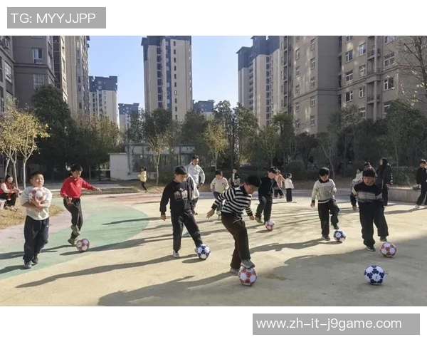 足球室外活动的乐趣与技巧分享让我们一起享受阳光下的激情与友谊